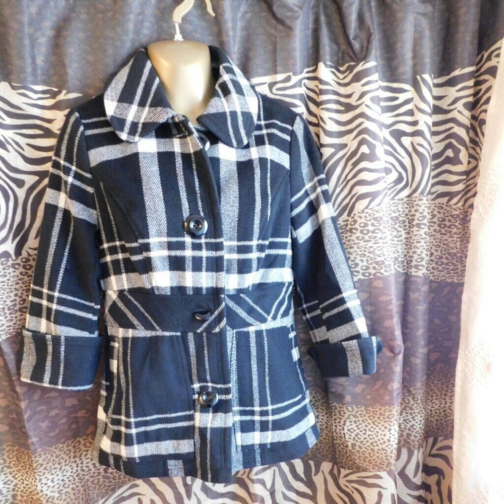 Ambition black white plaid 3/4 sleeves women coat